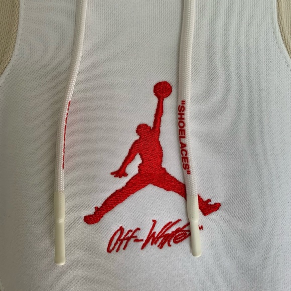 Off-White x Jordan Hoodie - Picture 5 of 8